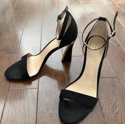 Women’s Suede ankle strap sandals, JLO by Jennifer Lopez-Size 9. - photo 4