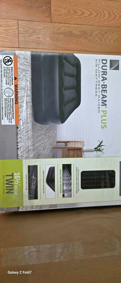 Brand new Twin Intex Dura-Beam Plus Pillow Rest Air Mattress
