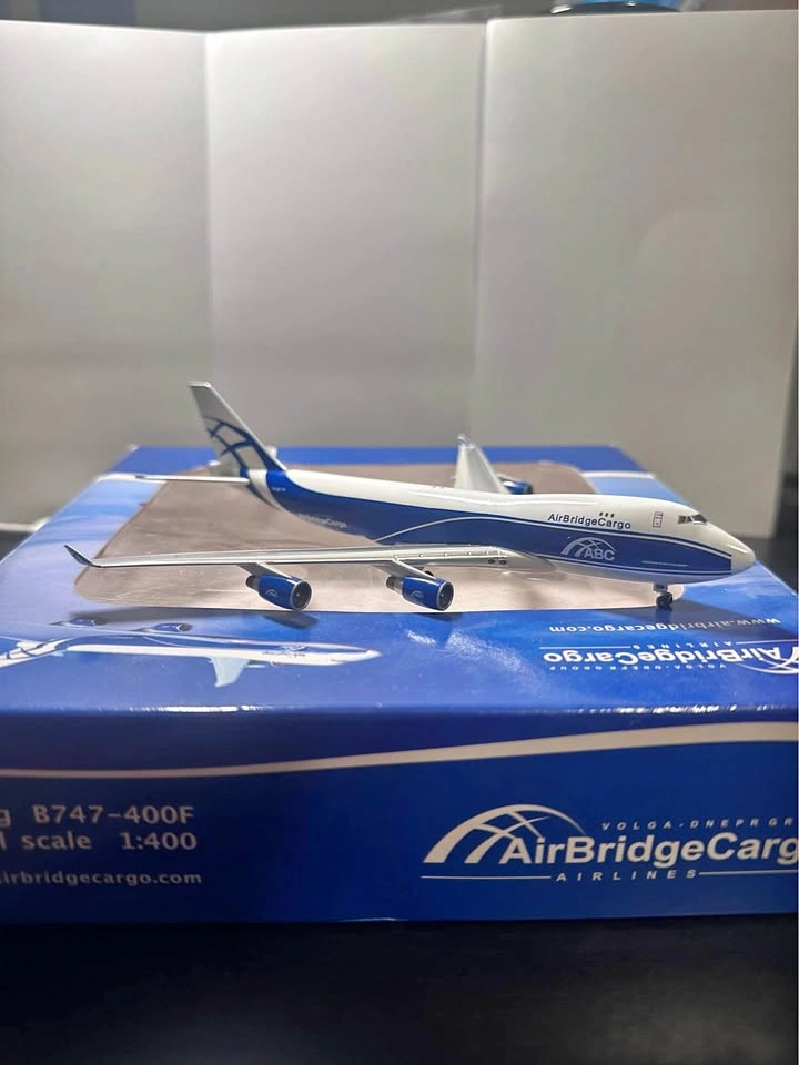 AirBridgeCargo B747-400F | 1:400 scale model