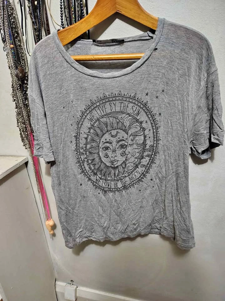 Medium - sun and moon rebel sugar tee