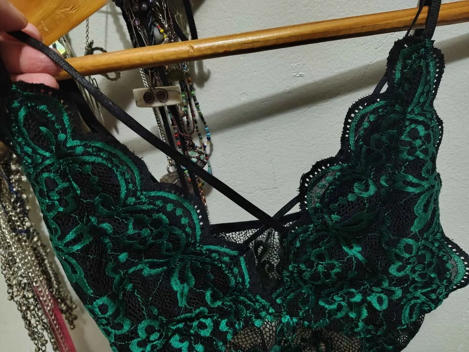 Medium - green and black lace strappy bralette - photo 2