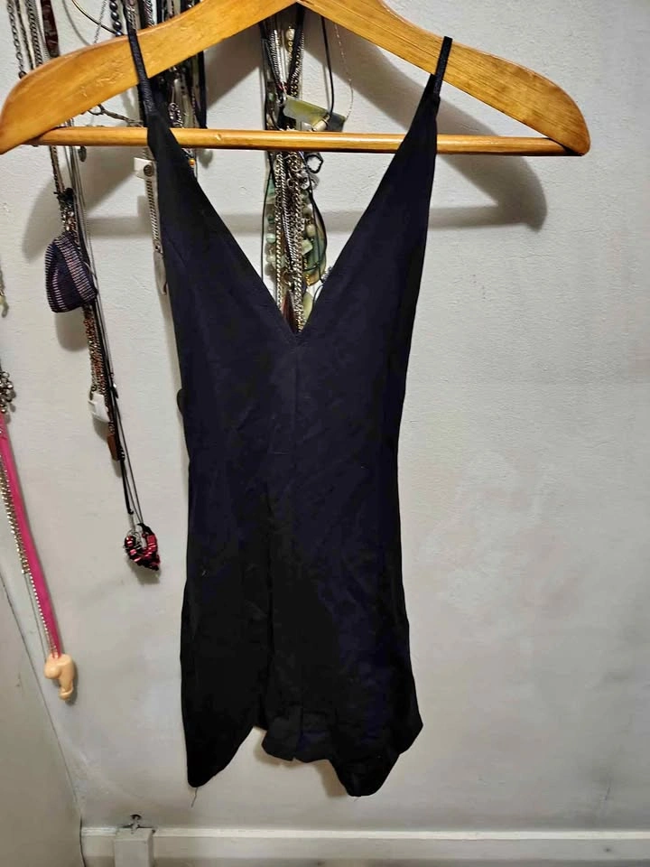 Large - black romper - super stretchy