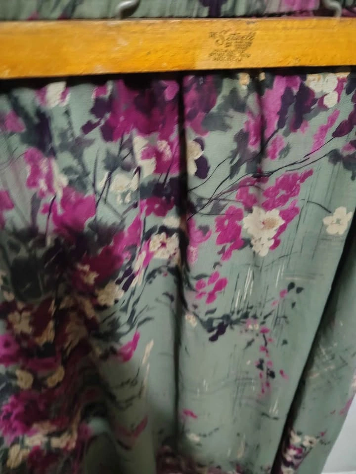Sz M/L - Green Floral Maxi Skirt - photo 4