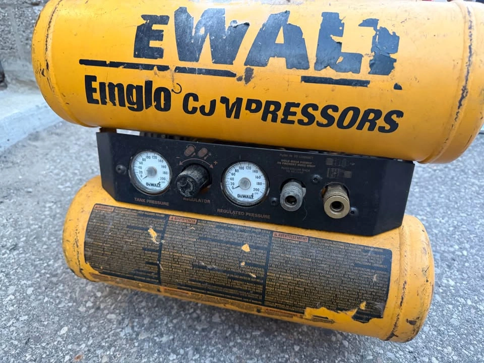 DeWalt Emglo Air Compressor – Heavy Duty Portable - photo 2