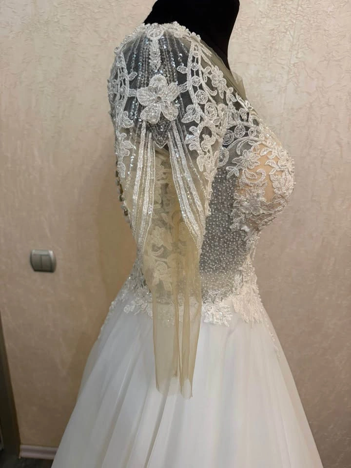 Brand New Elegant White Wedding Dress – EU 44 - photo 5