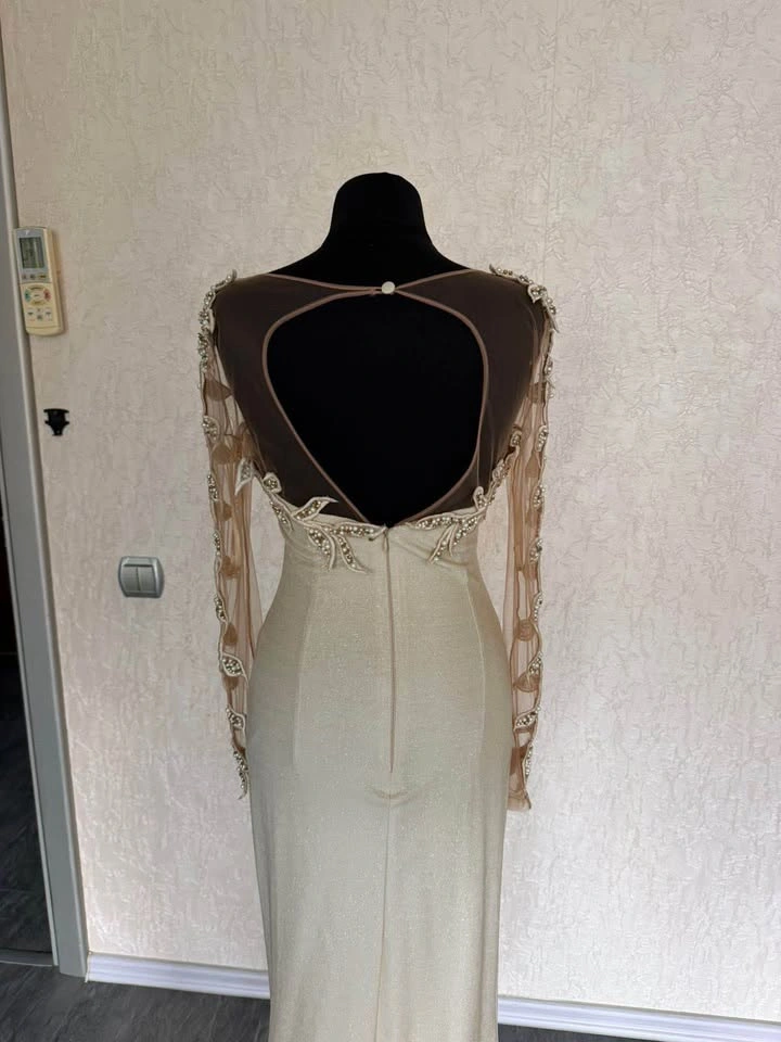 Brand New Elegant Ivory Mermaid Evening Gown – EU 40 - photo 4