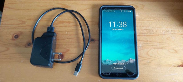 LG G6 Smartphone - photo 2