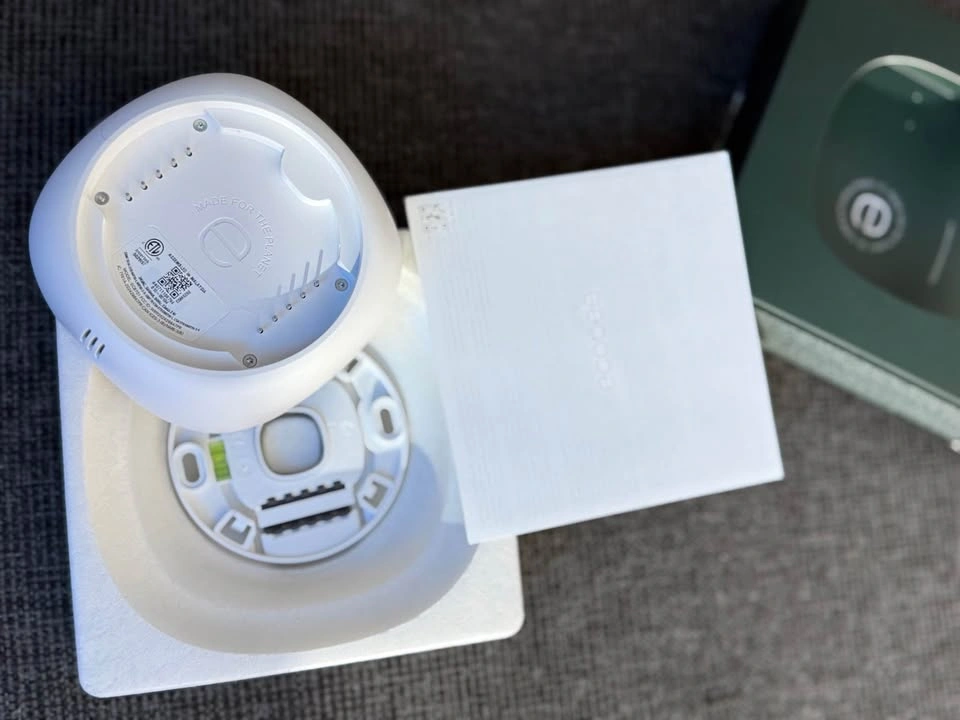 ecobee Smart Thermostat - photo 2