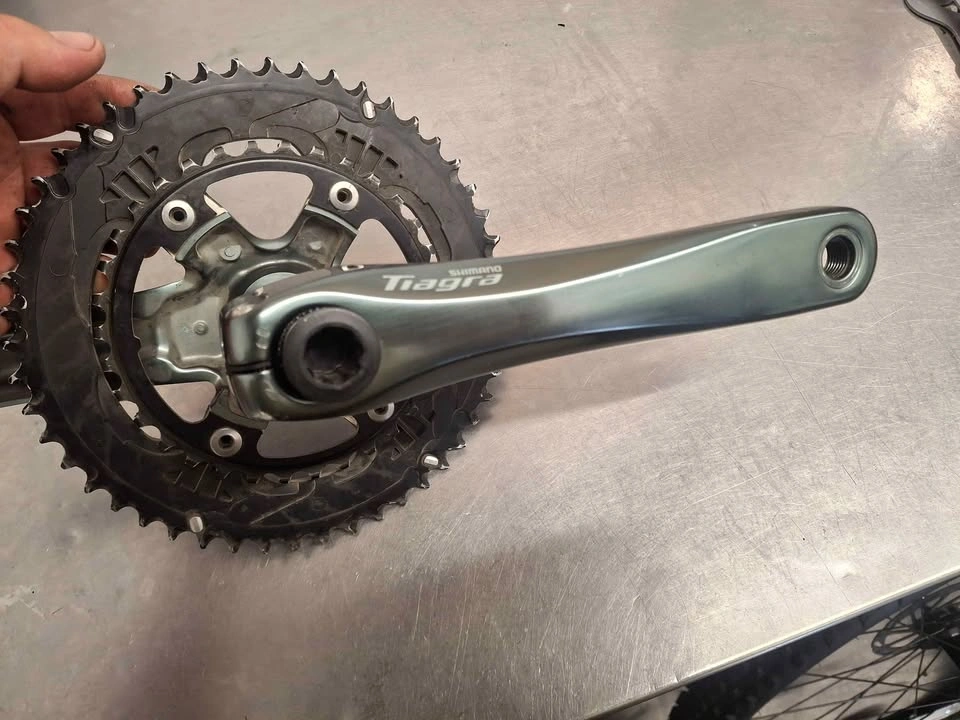 Shimano Tiagra Crankset - photo 3