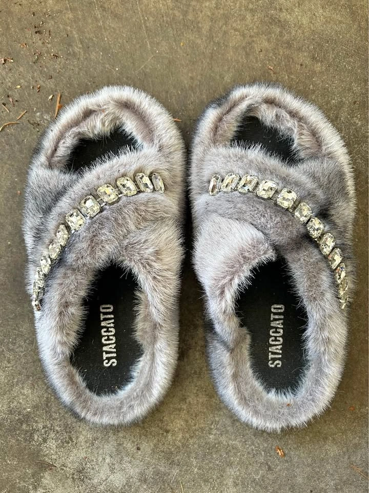 Staccato Faux Fur Rhinestone Slides