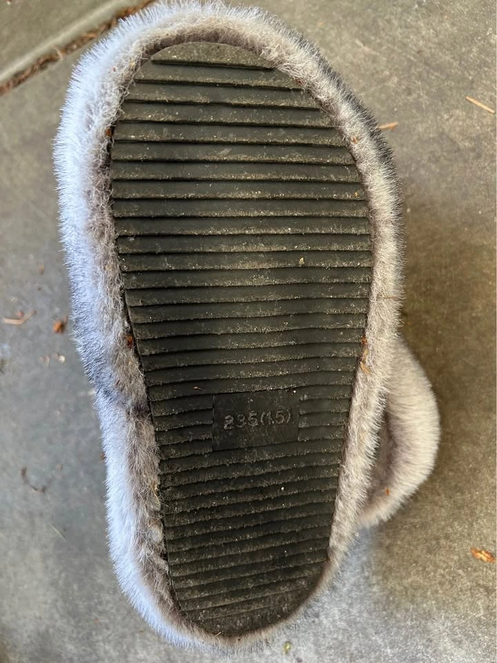 Staccato Faux Fur Rhinestone Slides - photo 2