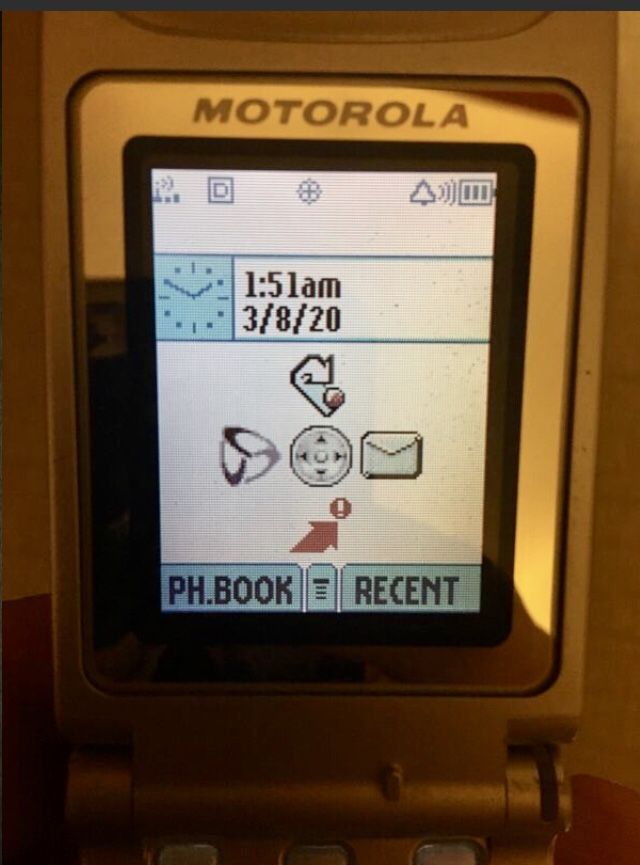 Motorola 720c Cell Phone •Verizon• - photo 4