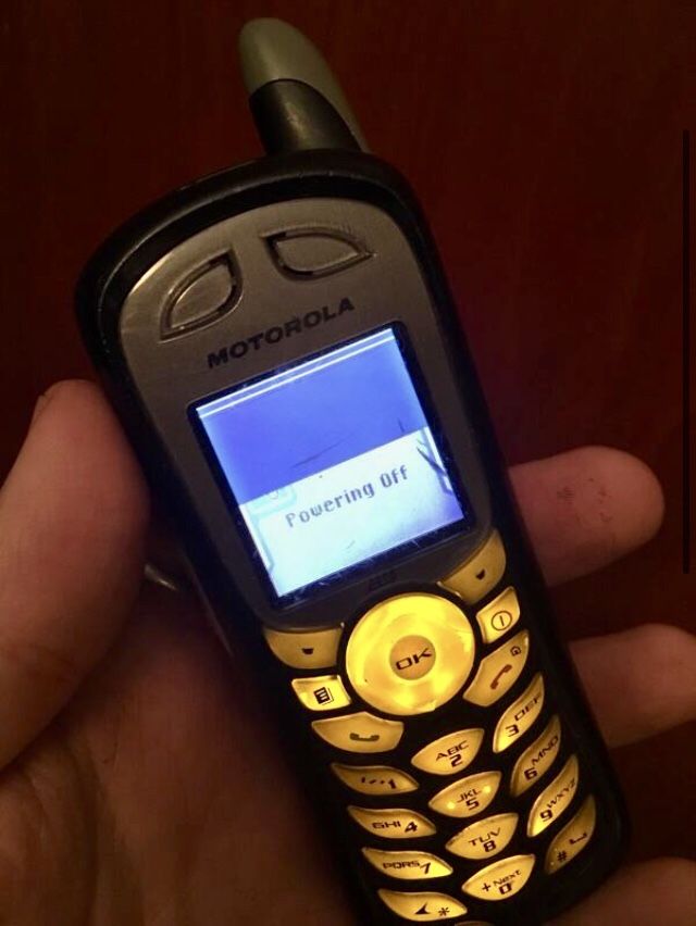 Motorola i415b Cell Phone •Boost•