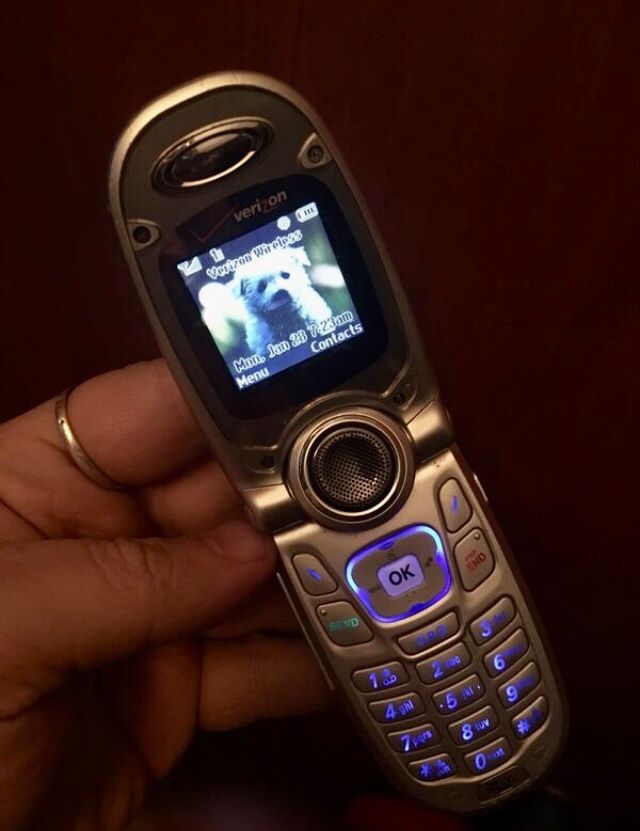 LG VX4650c Cell Phone •Verizon• - photo 3