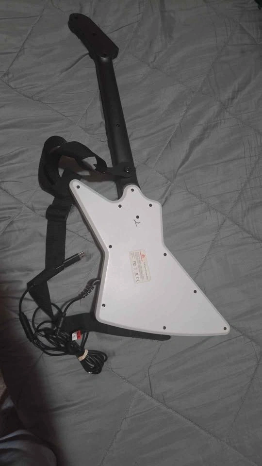 RedOctane Guitar Hero X-Plorer Wired Controller for Xbox 360 - photo 2