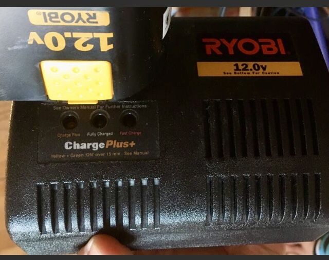 Ryobi 12V Charge+ Dock And Battery