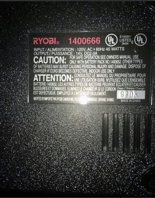 Ryobi 12V Charge+ Dock And Battery - photo 2