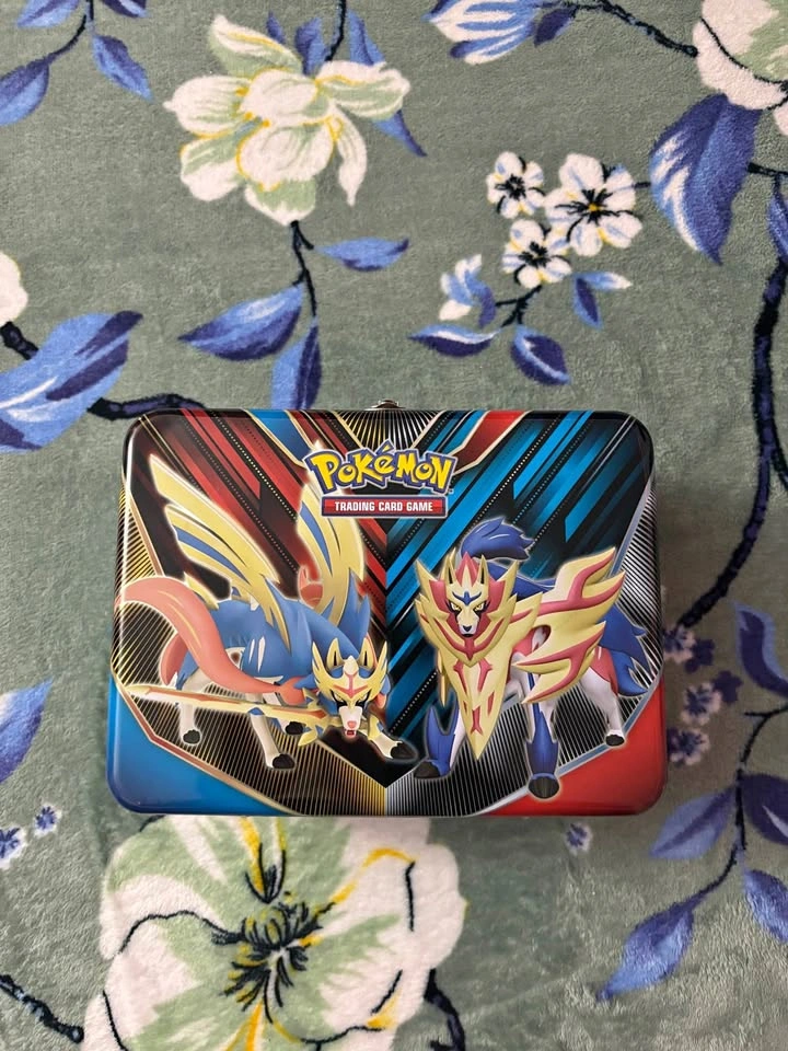 Pokémon TCG Sword & Shield Collector Chest Tin (EMPTY)