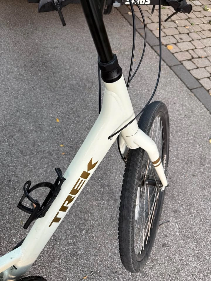 Trek Verve 1 Hybrid Bike - photo 5