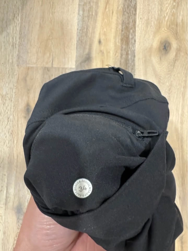 Lululemon 5 pocket black pants W34 L32 - photo 3
