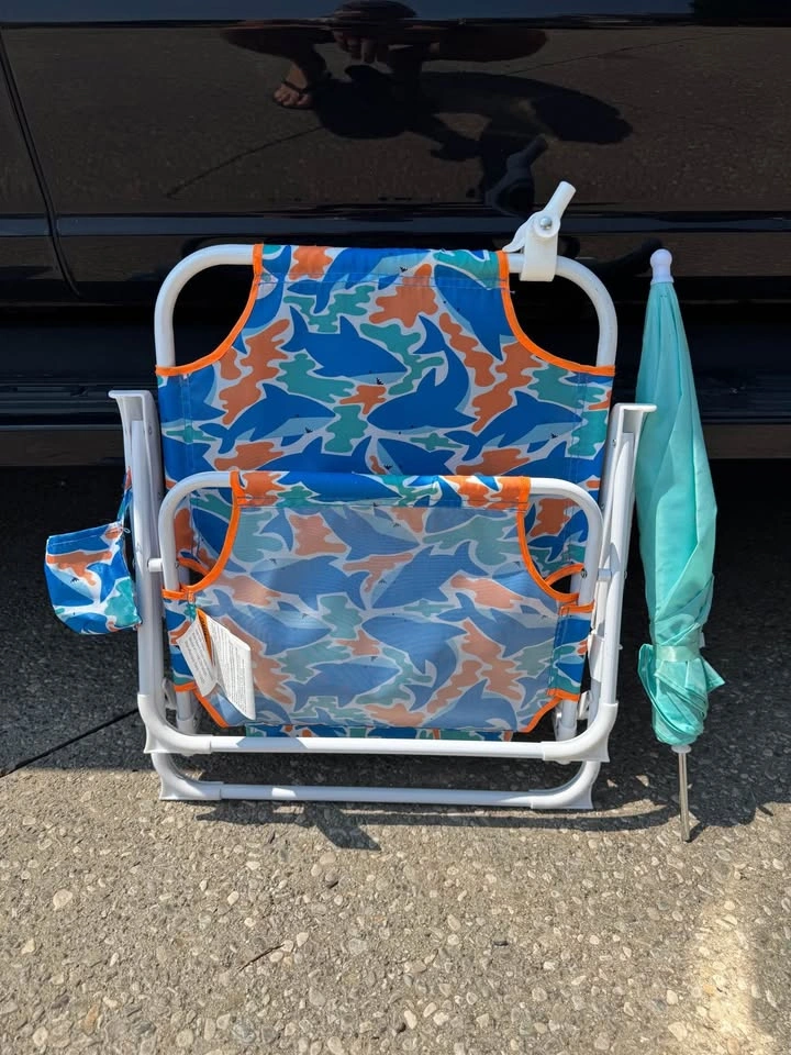 kids folding beach chair - photo 3