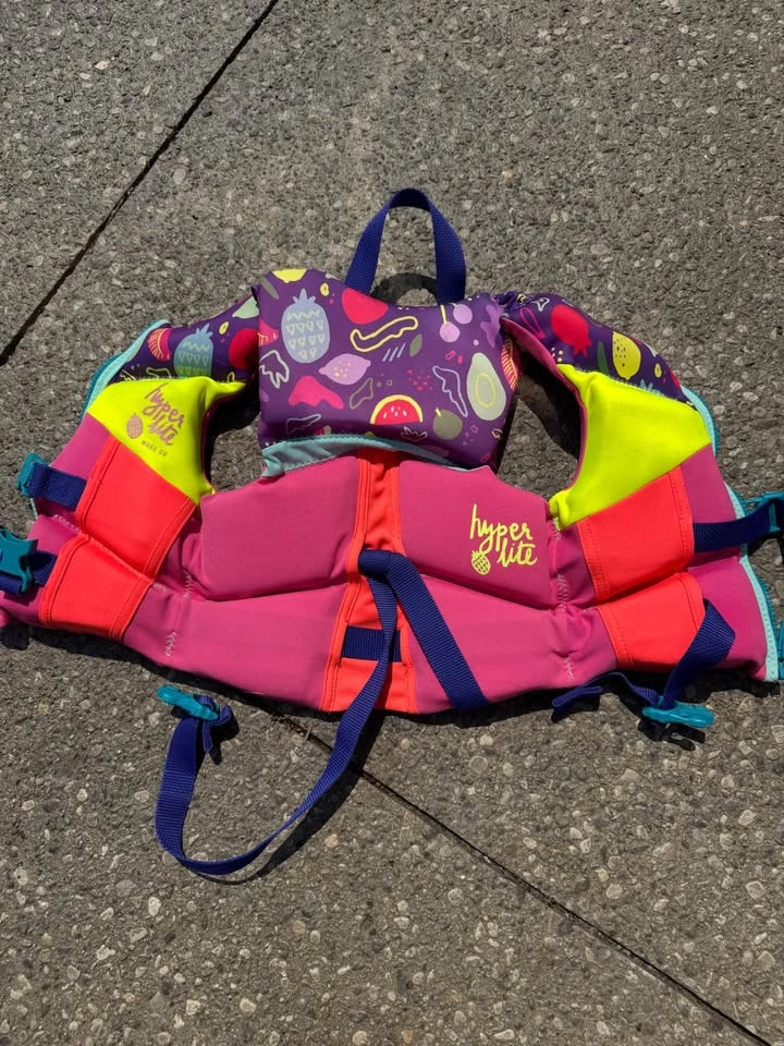 kids life jacket/PFD - photo 2