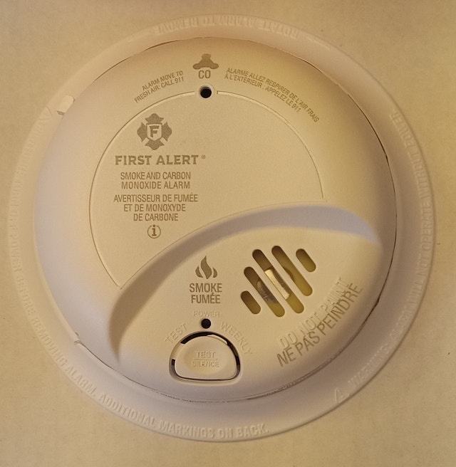 First Alert BRK Hardwired Smoke & Carbon Monoxide Alarm