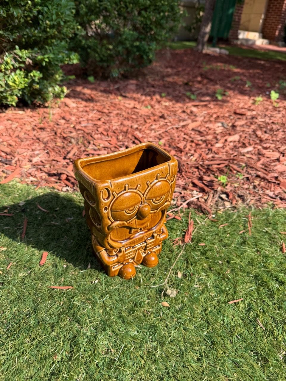 SpongeBob SquarePants Tiki Planter - photo 2