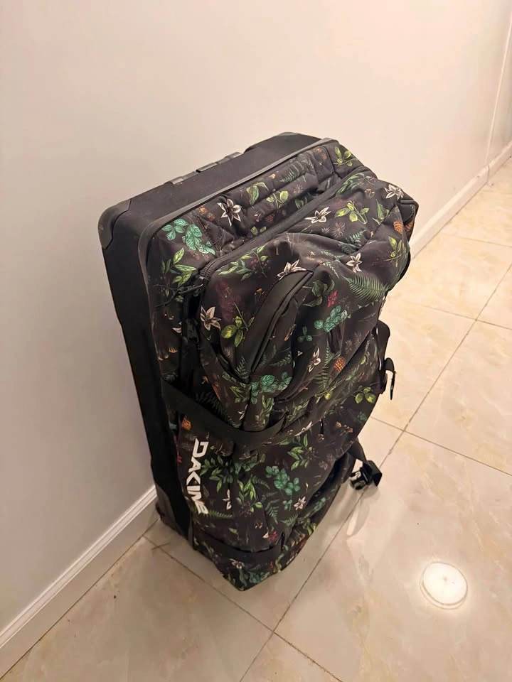 DAKINE Split Rolling Duffle Suitcase
