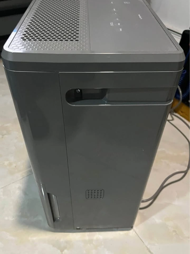 (2) GE Dehumidifier ADH50LB - photo 3