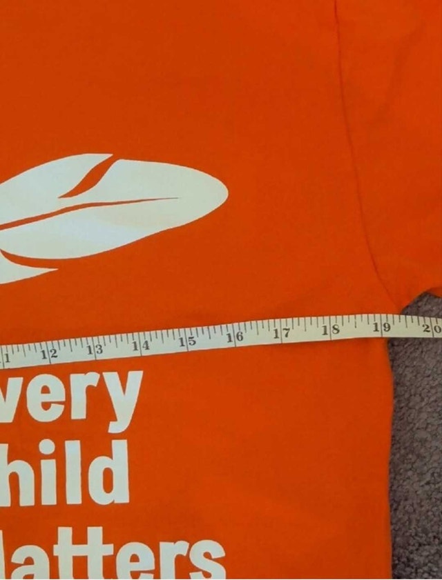 Every Child Matters T-Shirt, Size M (adult) - photo 3