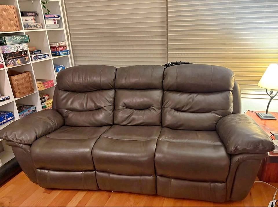 Brown Leather Reclining Couch by Era Nouveau