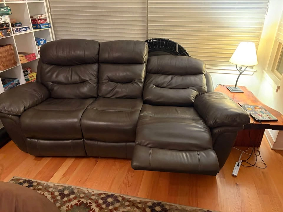 Brown Leather Reclining Couch by Era Nouveau - photo 2