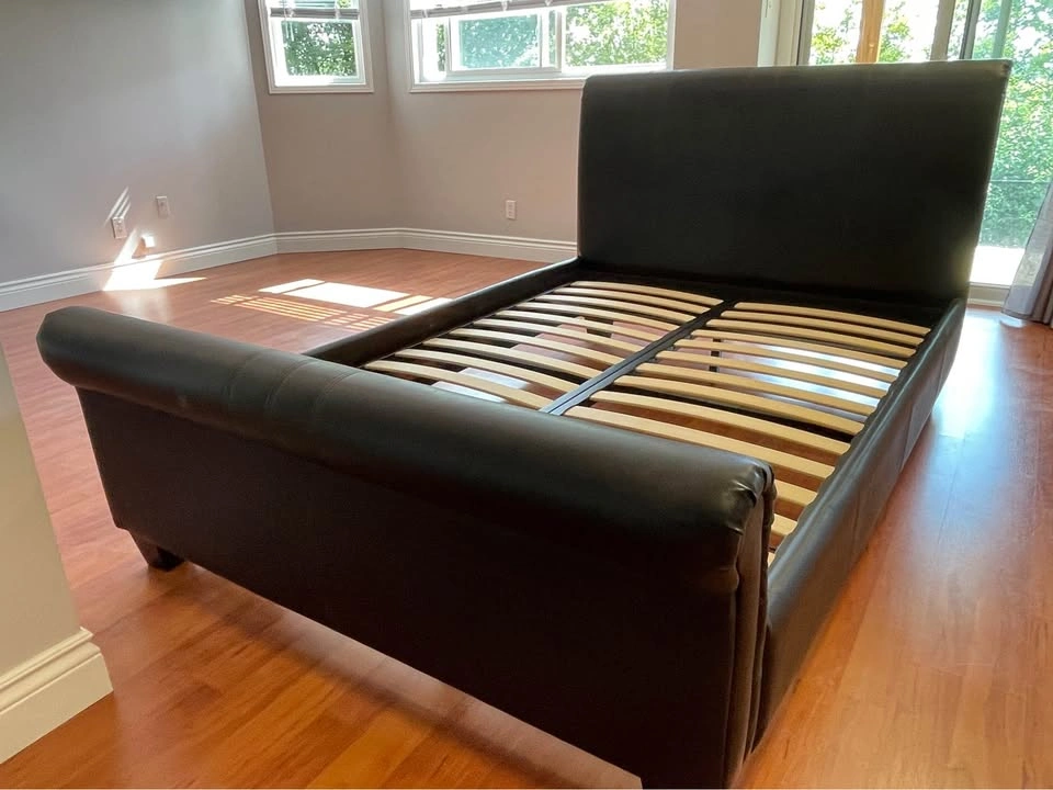 Black Leather Double / Full Bed + Sealy Mattress & Box Spring - photo 2