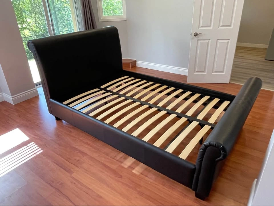 Black Leather Double / Full Bed + Sealy Mattress & Box Spring - photo 5