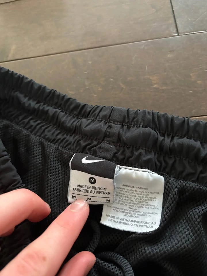 Baggy Nike track pants - photo 2