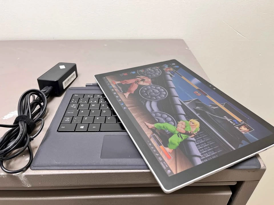 Surface Pro Touchscreen 8GB RAM 128GB SSD 2-in-1 - photo 3