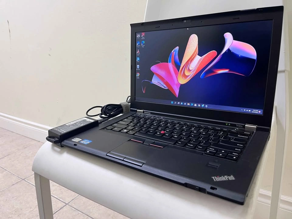 Lenovo ThinkPad i5 8GB RAM 500GB Storage 14” Laptop - photo 2