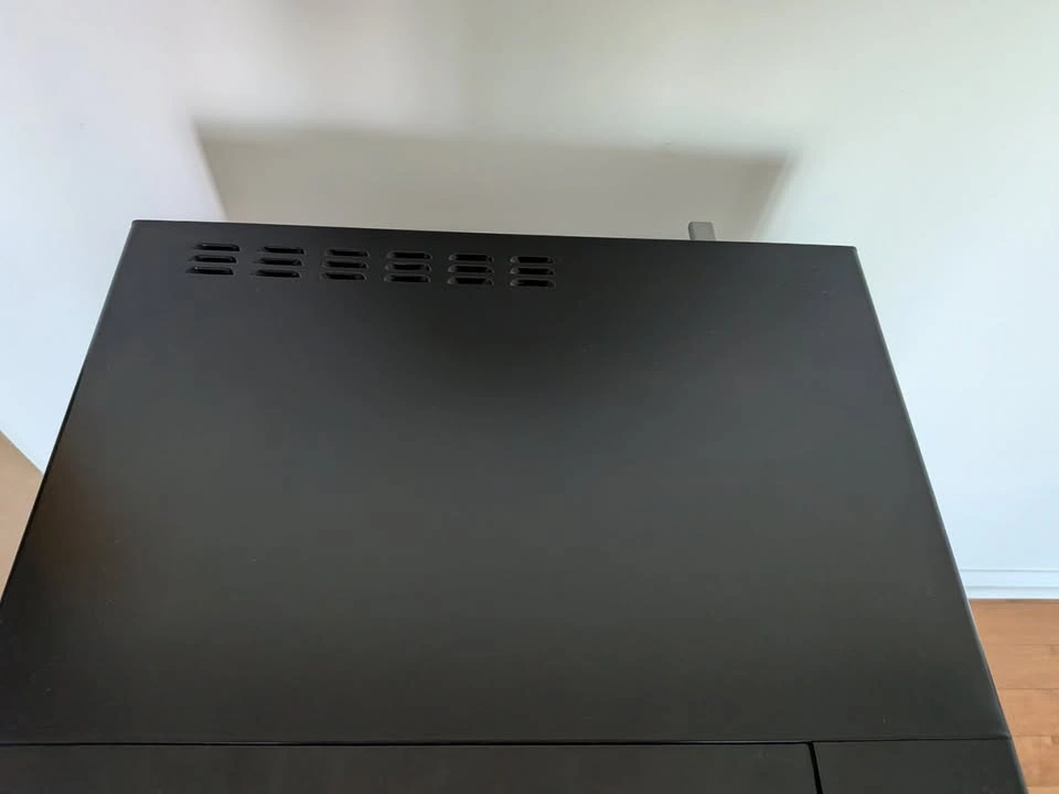 TOSHIBA Compact Microwave 0.9 Cu.ft, Stainless Steel - photo 2