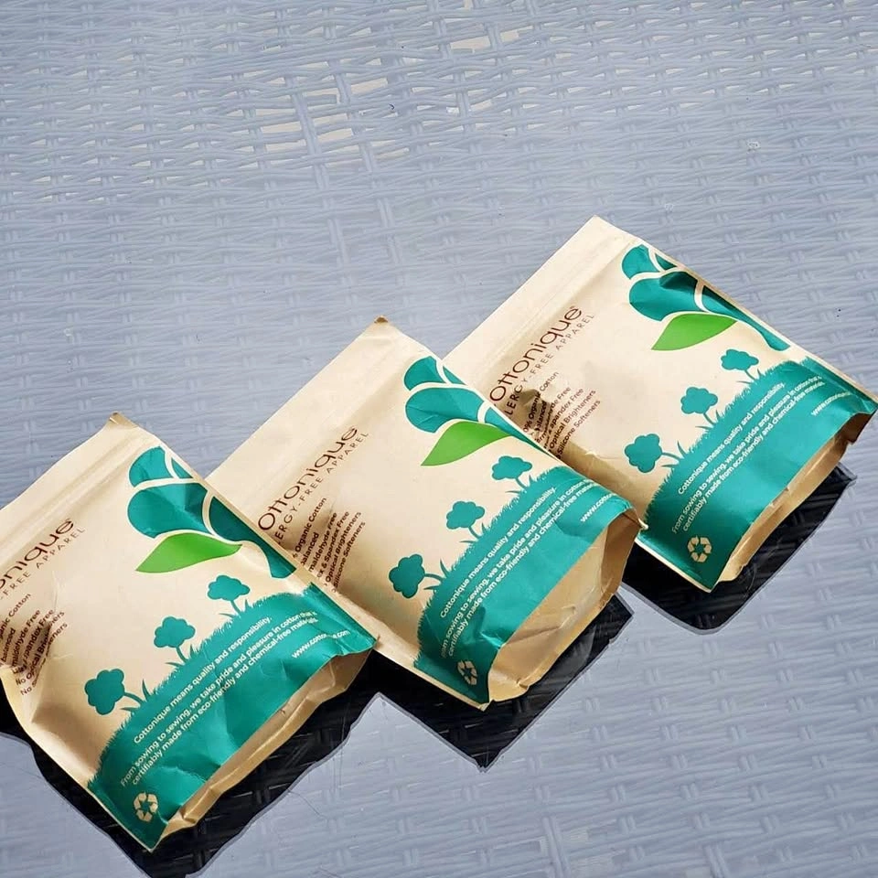 Cottonique Adult Lightweight Crew Socks