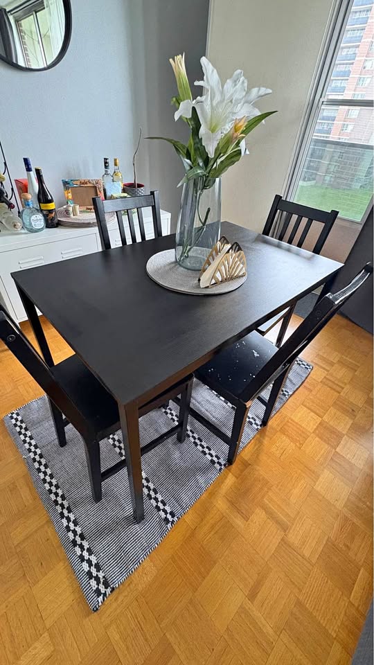 IKEA kitchen table + 2 chairs