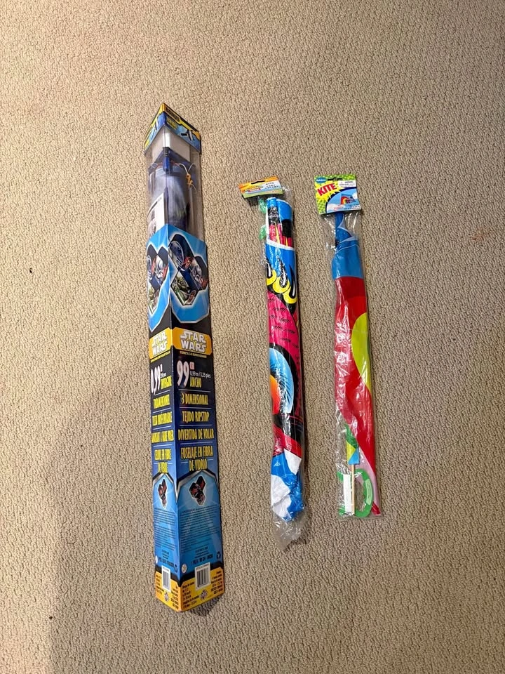 3 New Kites ($10 for all) - Want Gone ASAP