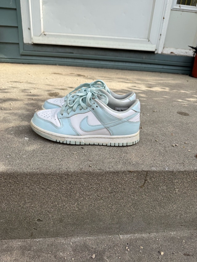 Blue and White Nike Dunks - photo 3