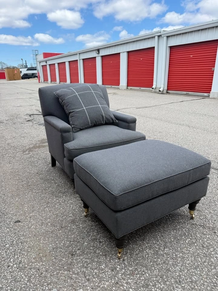 English Roll-Arm Accent Chair + Ottoman Set – Charcoal Grey - photo 2