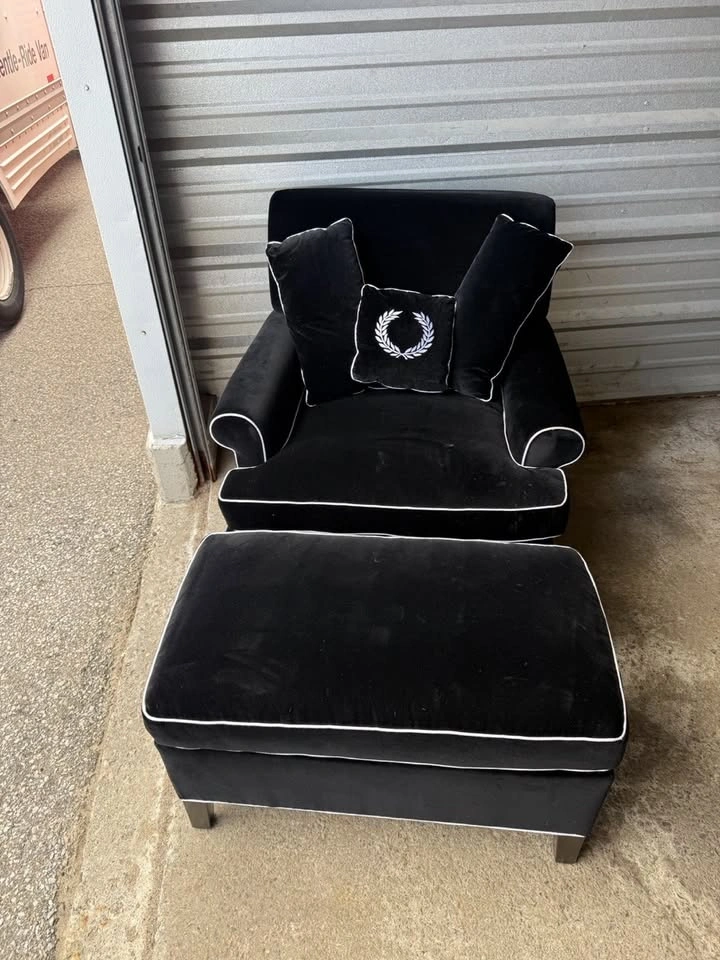 Black Velvet Oversized Chair + Ottoman – White Piping - photo 2