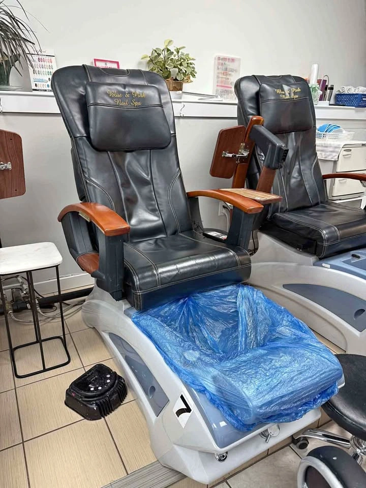PEDICURE SPA CHAIRS
