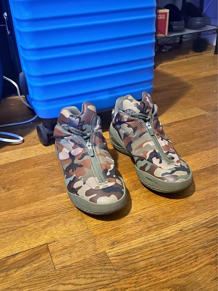 Converse Shai 001 "Echo"