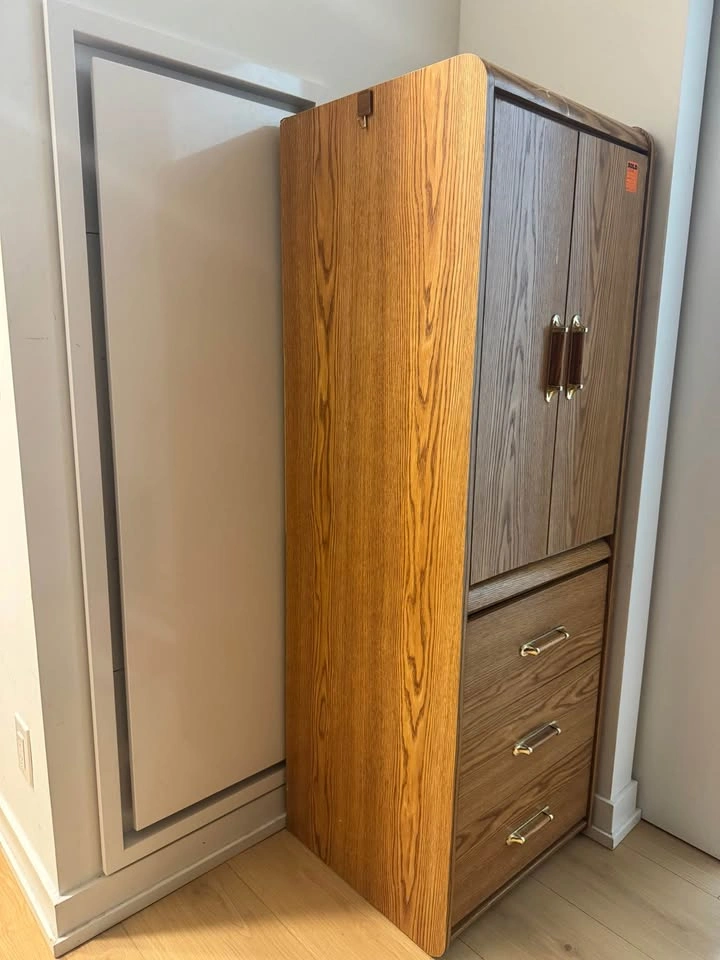 Wardrobe - photo 2