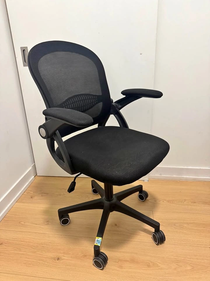 New Office chair (used for 6 months only)