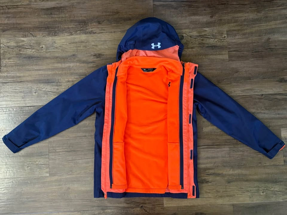 Under Armour Youth Fall/Winter Jacket - Excellent Condition - photo 4